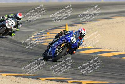 media/Nov-16-2024-CVMA (Sat) [[0e4bb1f32f]]/Race 8-Supersport Middleweight/